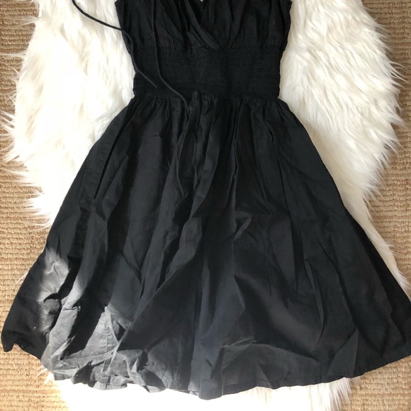 Women’s h&m black dress size 4 - Picture 3 of 4